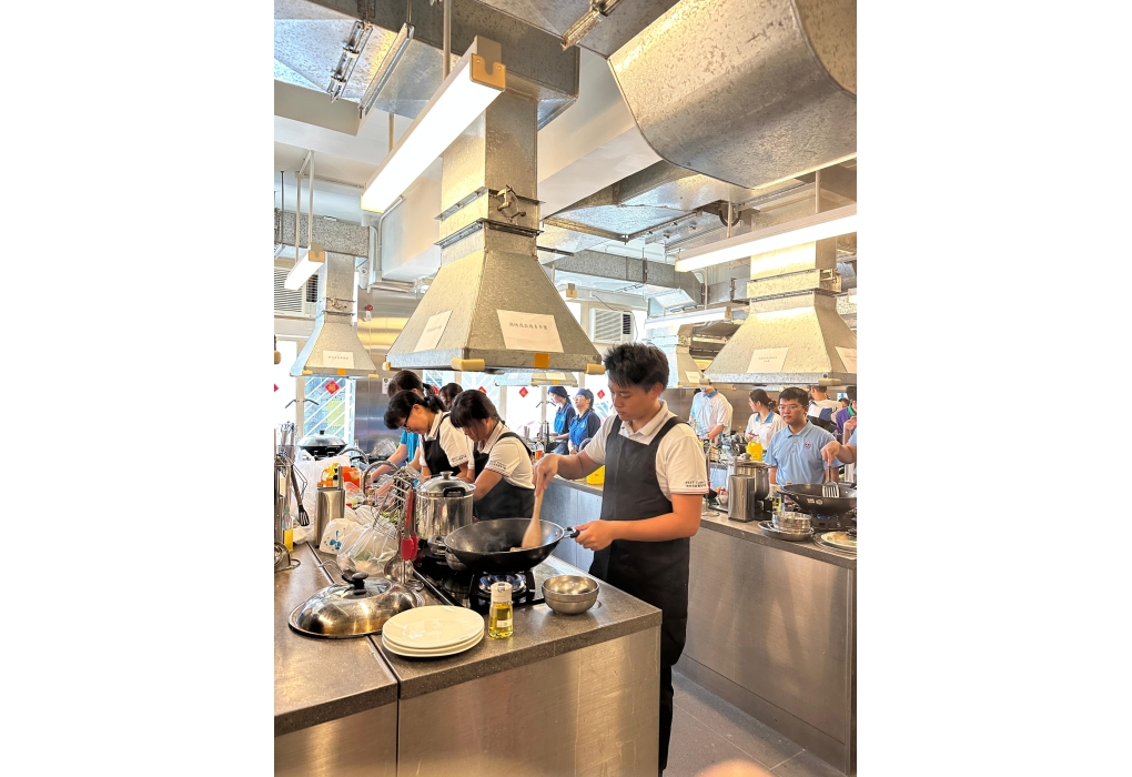 PHOTO-2025-10-22-06-48-5316