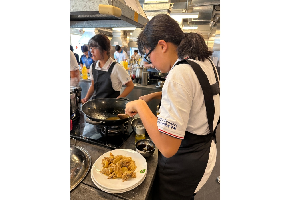 PHOTO-2025-10-22-06-48-5312